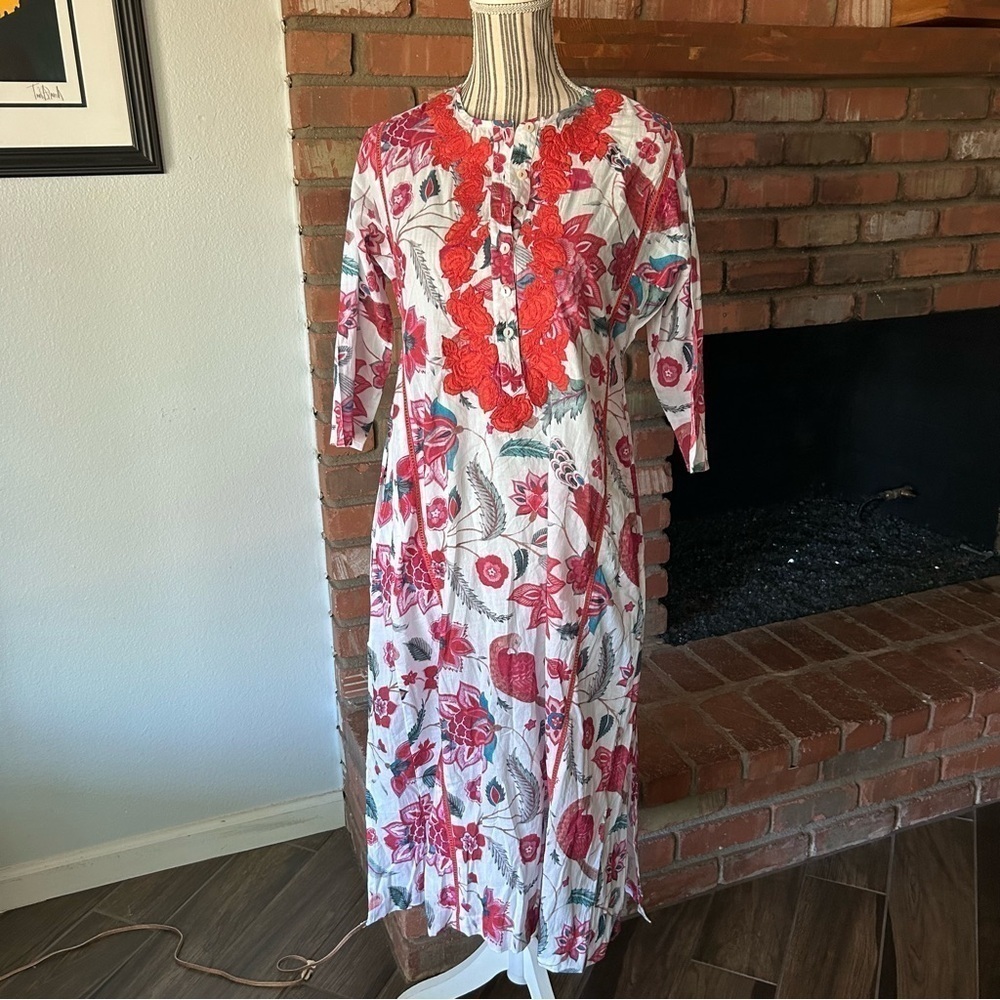 Tuckernuck Ro’s Garden Embroidered Floral Tunic Cotton Dress in Pink & Red XS